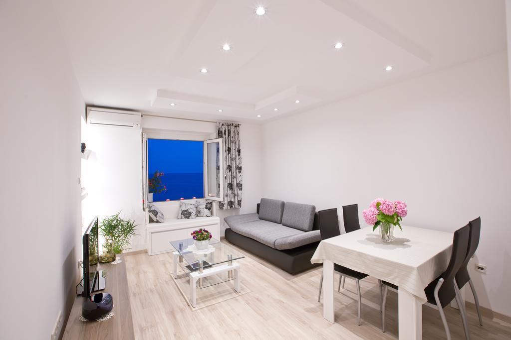 Apartman Aurora I